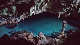 2-days-1-night-rinca-mirror-stone-cave